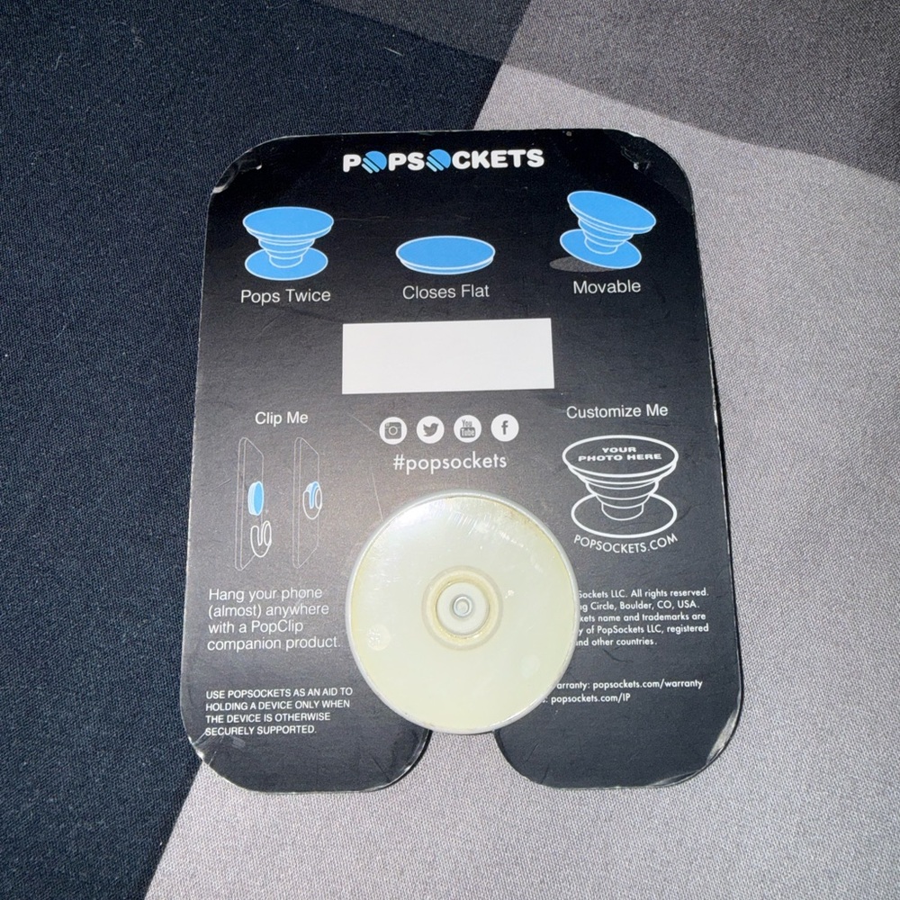 PopSocket Toronto Raptors Red Phone Accessory - Picture 2 of 2